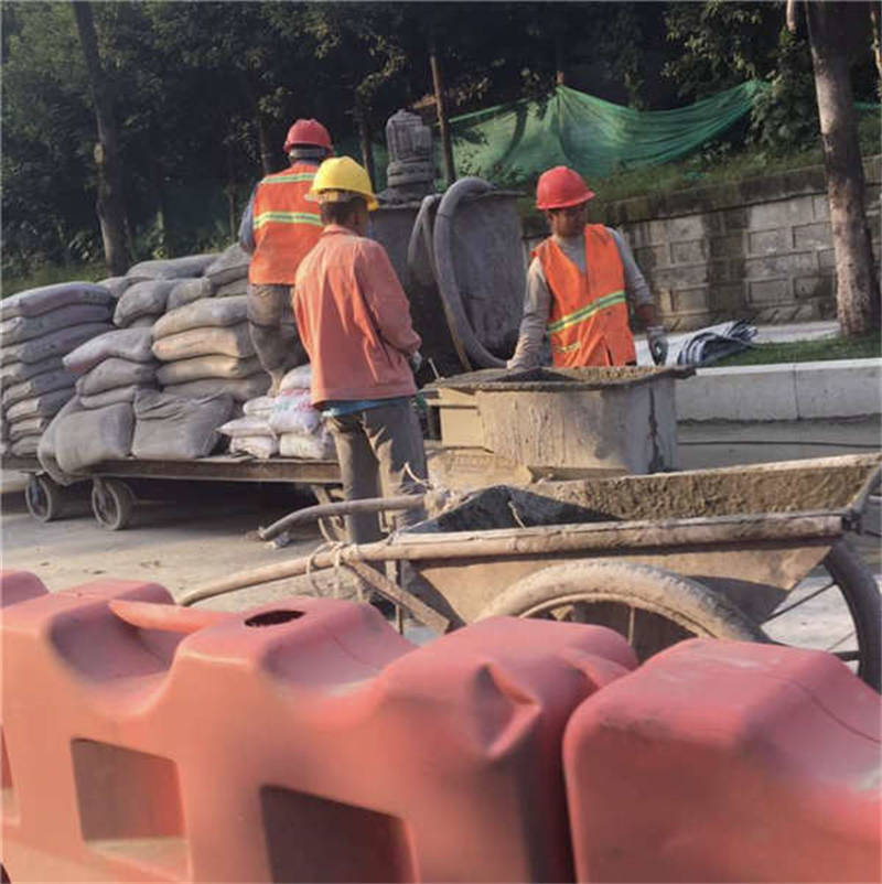 成都砂漿泵廠家_施工現場