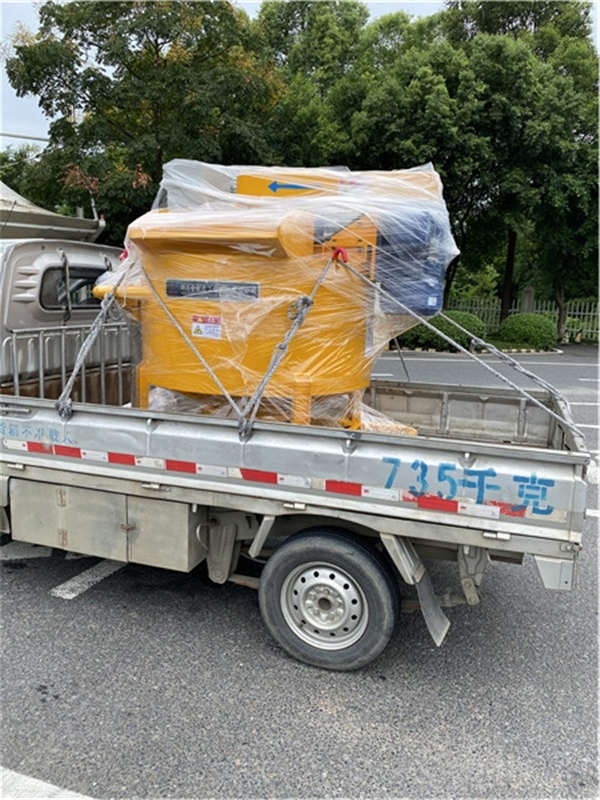 成都砂漿泵廠家-施工現場