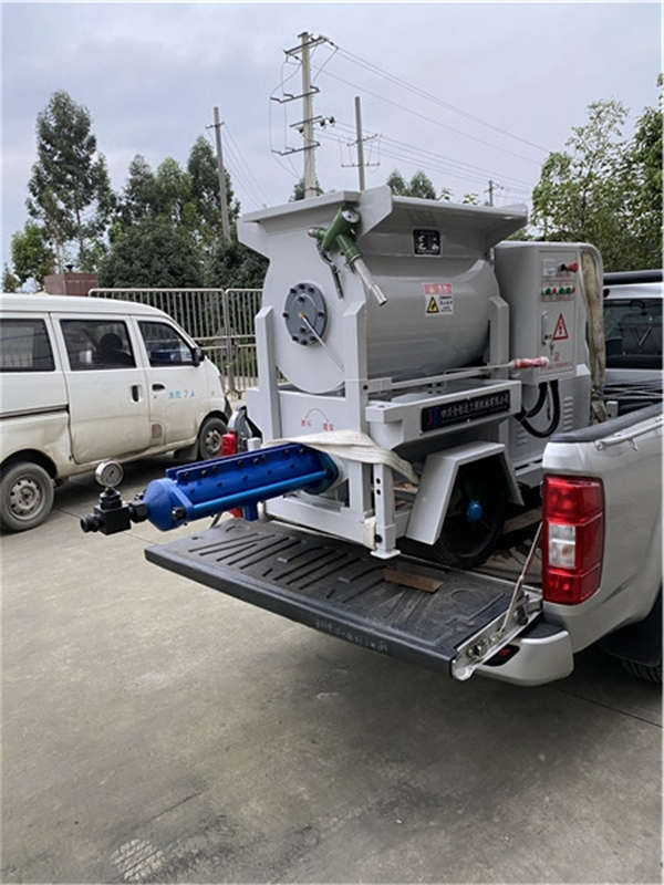成都砂漿泵銷售-施工現場